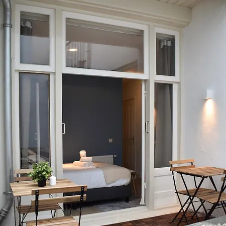 Rembrandtplein House A 招待所 *